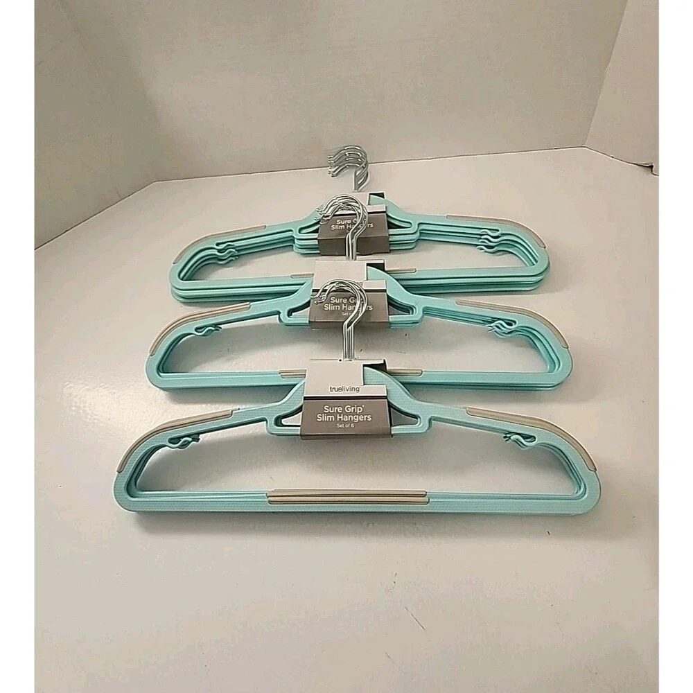3 6-PACKS 18 TRUE LIVING Sure Grip Slim Hangers PLASTIC HANGERS 17.75